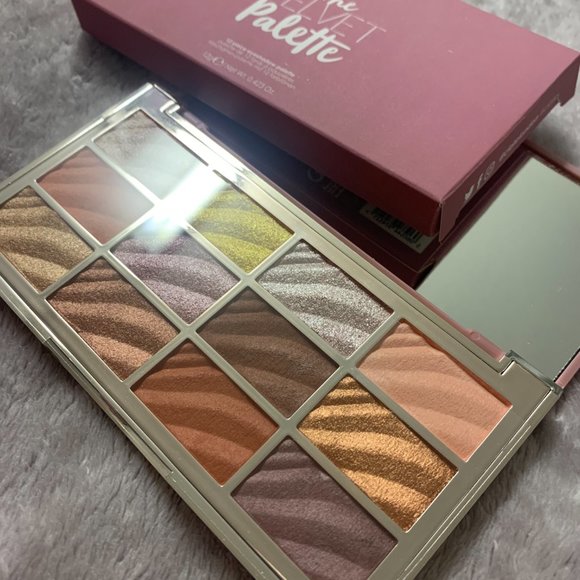 New! Ciate London Velvet Palette - Warm Toned Vegan Eyeshadow Palette - Picture 3 of 5